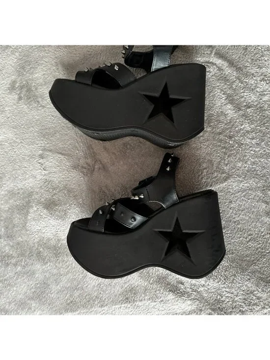 Demonia Dynamite-02 Black Star Cutout Platform Sandals Shoes Women's 8 - Picture 8 of 8